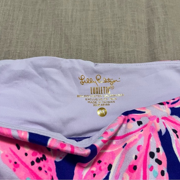 Lilly Pulitzer Luxletix Juliena Weekender Crop Royal Purple Wild Size Medium - Picture 4 of 9